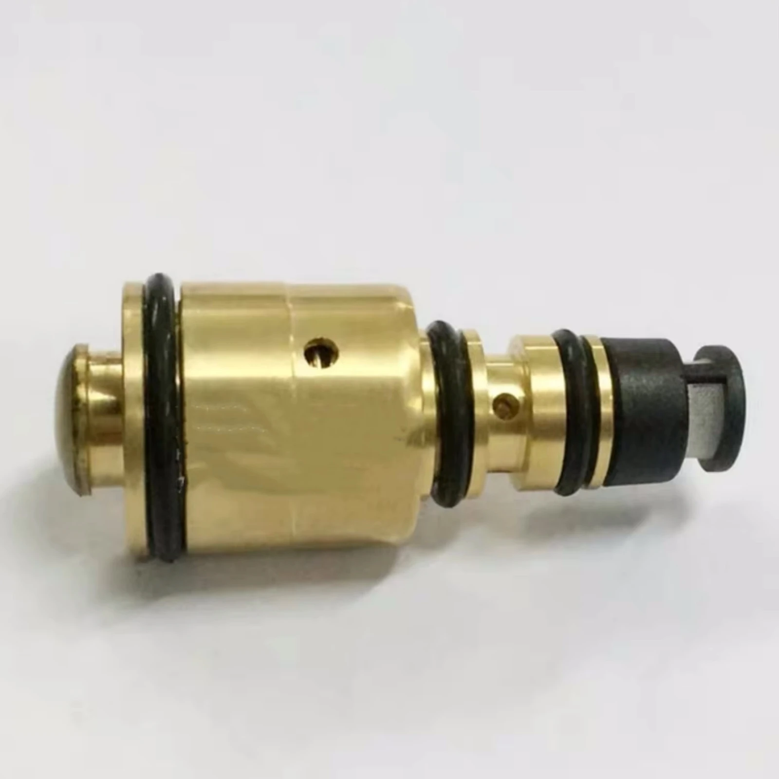 RV65F car air conditioning compressor control valve, for old BMW Passat B5 variable frequency valve solenoid valve