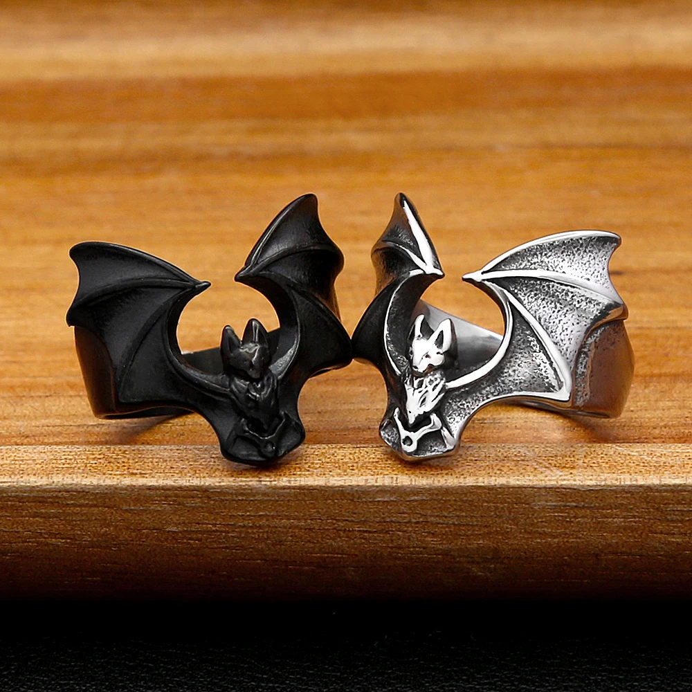 Fashion Gothic Bat Ring For Men Women 316L Stainless Steel Open Wing Biker Animal Rings Vintage Halloween Punk Jewelry Gifts