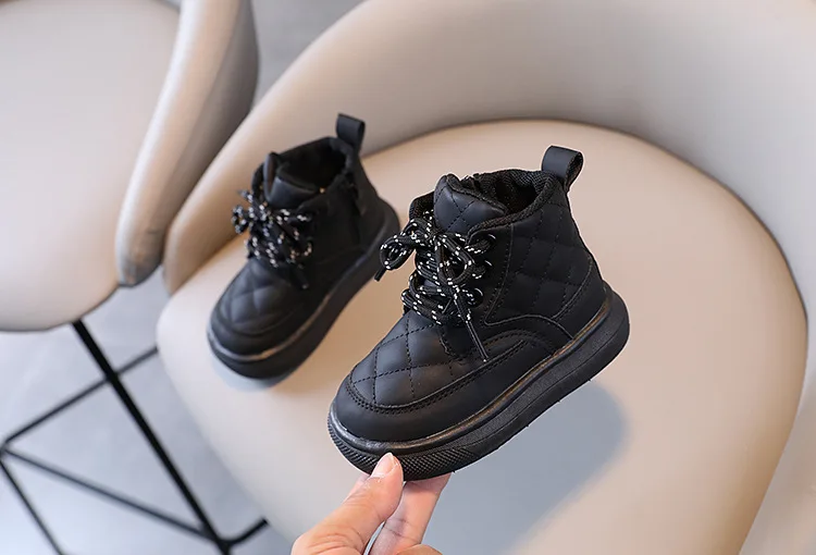 أحذية أطفال جديدة لخريف/شتاء 2025 للأولاد نعل مطاطي دافئ من القطيفة أحذية رياضية للأطفال الصغار أحذية بناتي عصرية 21-30 #6