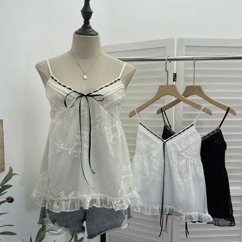 Women's Sweety Chic Lace Trim Camisole with Straps Sexy Low Cut V-Neck Heavy Embroidery Babydoll Sleeveless Top Streewear 6018