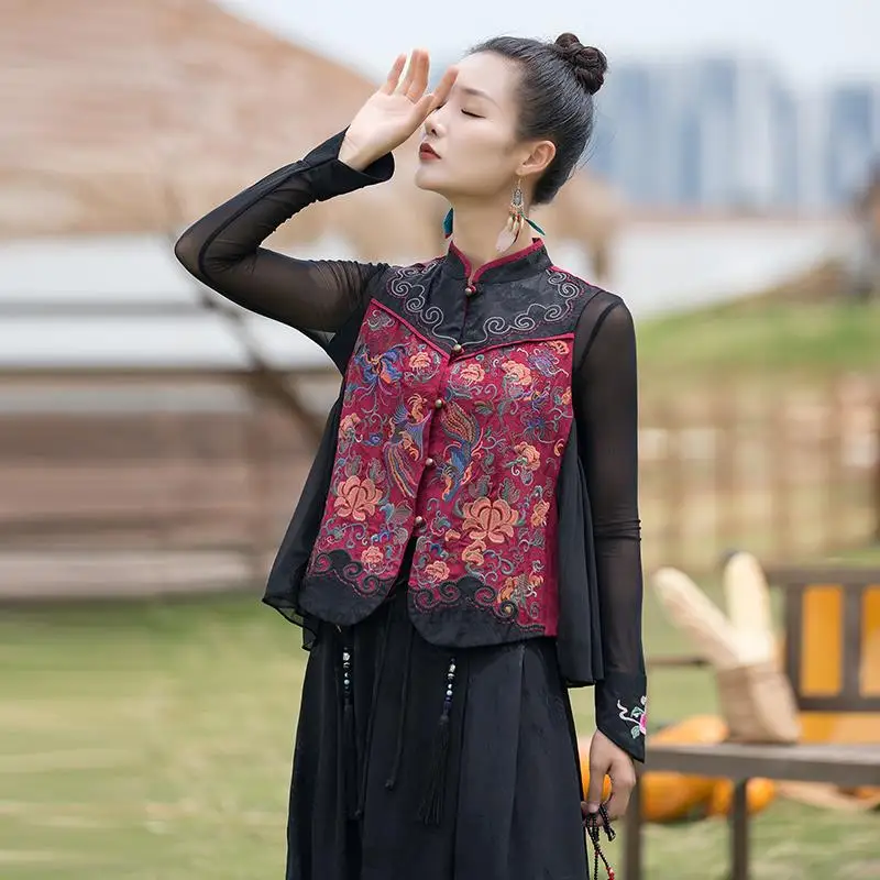 2024 ethnic gilet national flower embroidery women traditional vintage waistcoat chinese style tang suit oriental patchwork vest