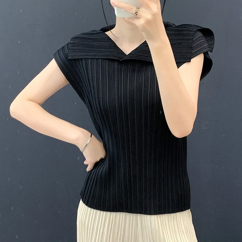 Pleated T-Shirt New Simple Collar Fashion Solid Color Casual Comfortable V-Neck Sleeveless Draped Stretch Top Women's