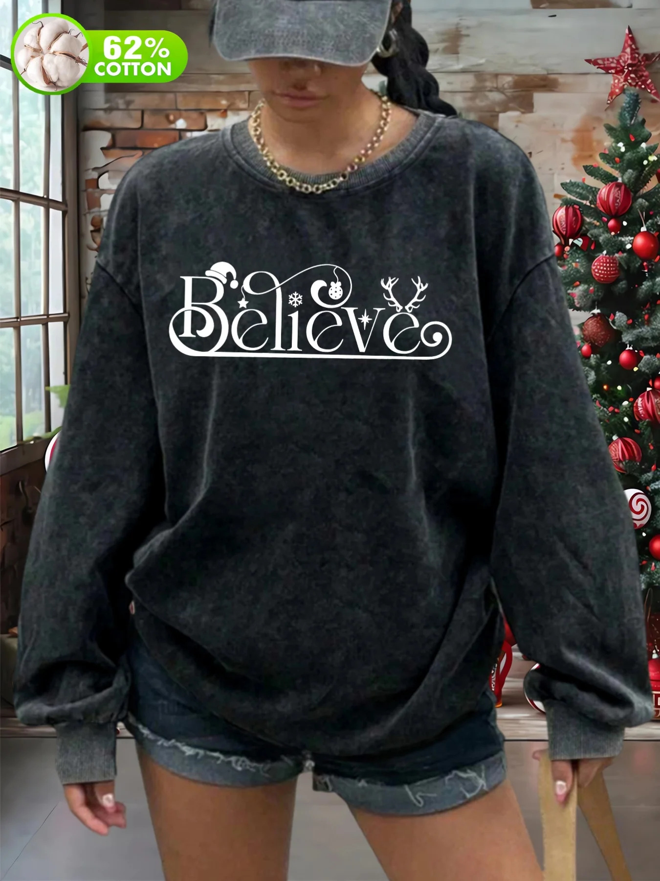 Vintage Women's Washed Round-Neck Sweatshirt with Christmas-Themed Prints for Autumn and Winter, Casual Retro Style with