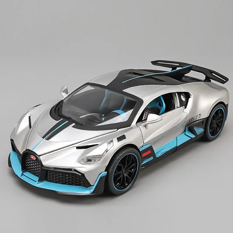 

1:24 Bugatti DIVO Sports car Alloy Diecasts & Toy car Metal Car Model Collection Sound and Light Childrens Gifts