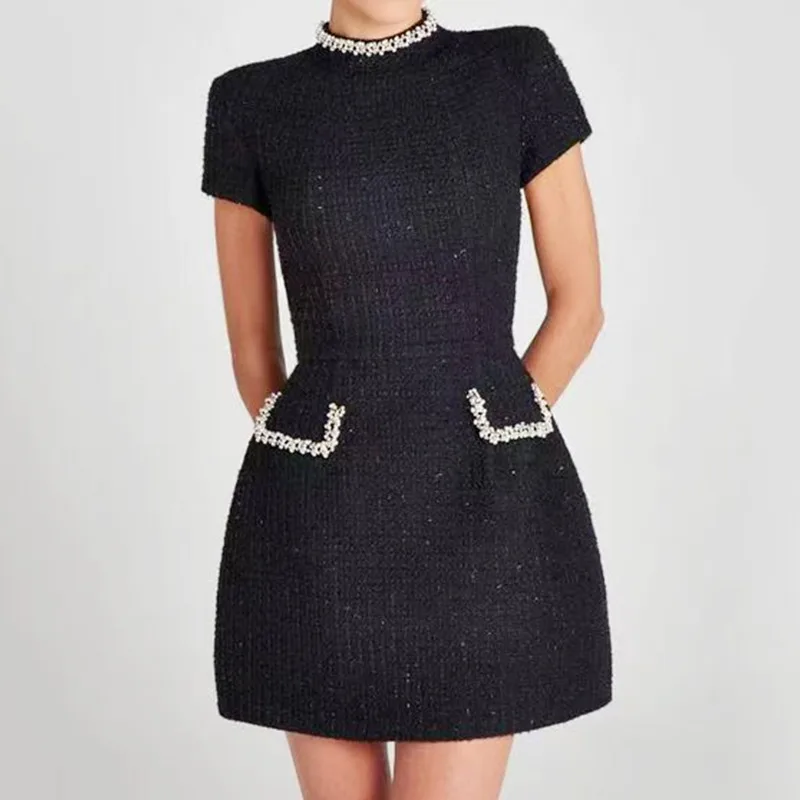 HKSH 2025 Autumn Winter New Women's Gown Dress Square Collar Beaded Waist Cinching Slim Fit Elegant Formal Party Dresses HK14492