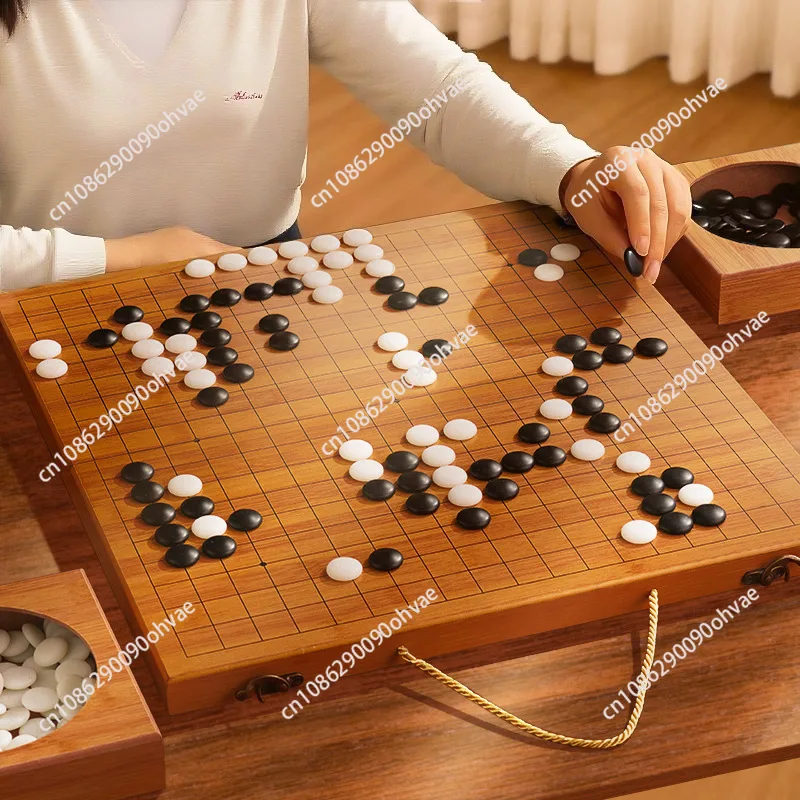 

Набор для игры в гобанг (шахматы) для детей и взрослых, черно-белый, деревянный, складной, портативный