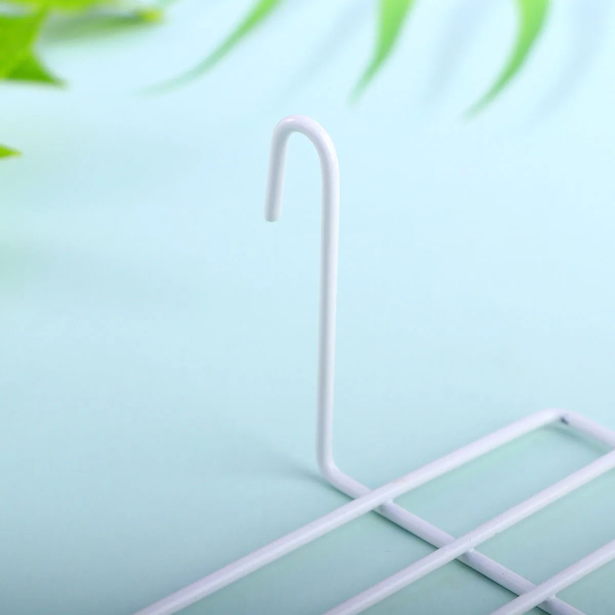 

Shelf Metal Sturdy Perch Rack Hanging Platform For Parrot Cockatiel Cage Accessories Simple Installation Iron Frame Wall Shelf