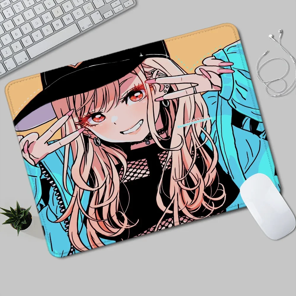 Alas Mouse Anime Kecil Lucu untuk Mouse Komputer Kitagawa Marin Alas Mouse Gaming Aksesori Meja Kantor Kantor Tikar Karpet Gamer