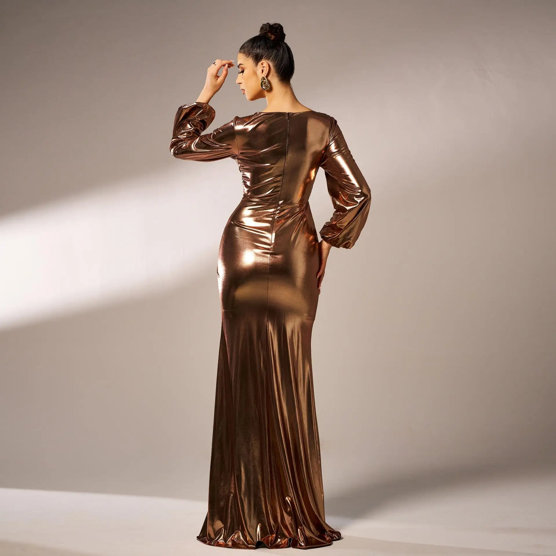 Elegant Long Sleeve V-Neck Evening Gown with Gold Embossing Figure-Hugging Maid of  Dress for Women High Waist Tunic