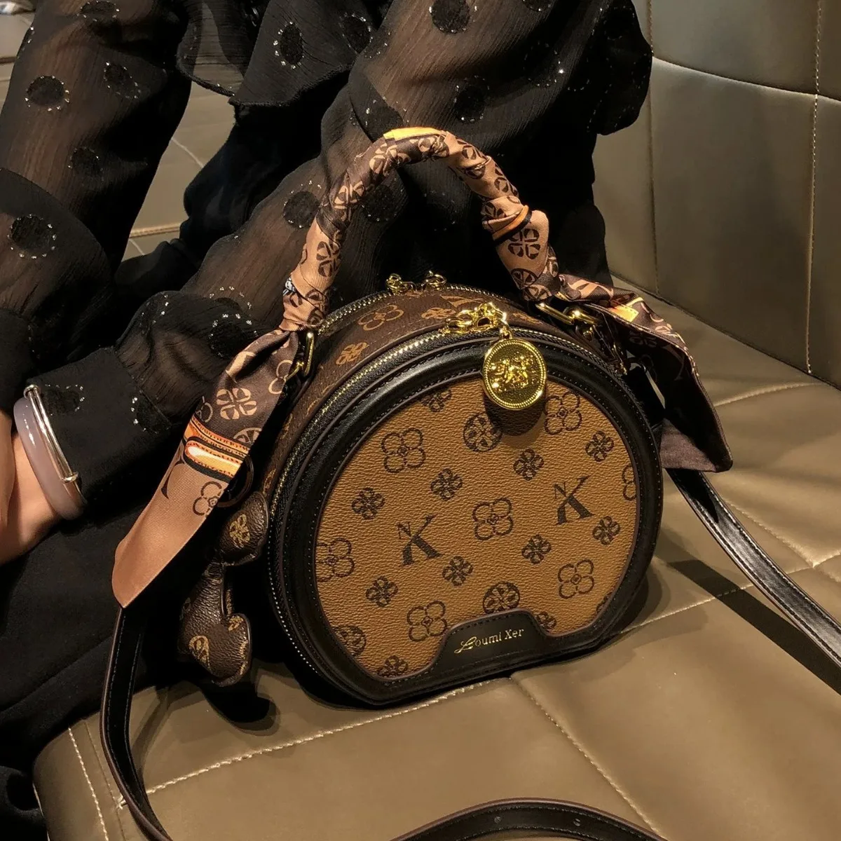 

Vintage Simple Diaper Bags For Women Elegant Luxury Leather Shoulder Bag Minimalist Designer Trendy Large Capacity