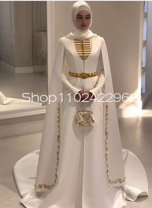 Ingush Tradiational Wedding Dresses with Cape Long Sleeve High Neck Gold Applique Muslim Caftan Caucasus Bridal Gown