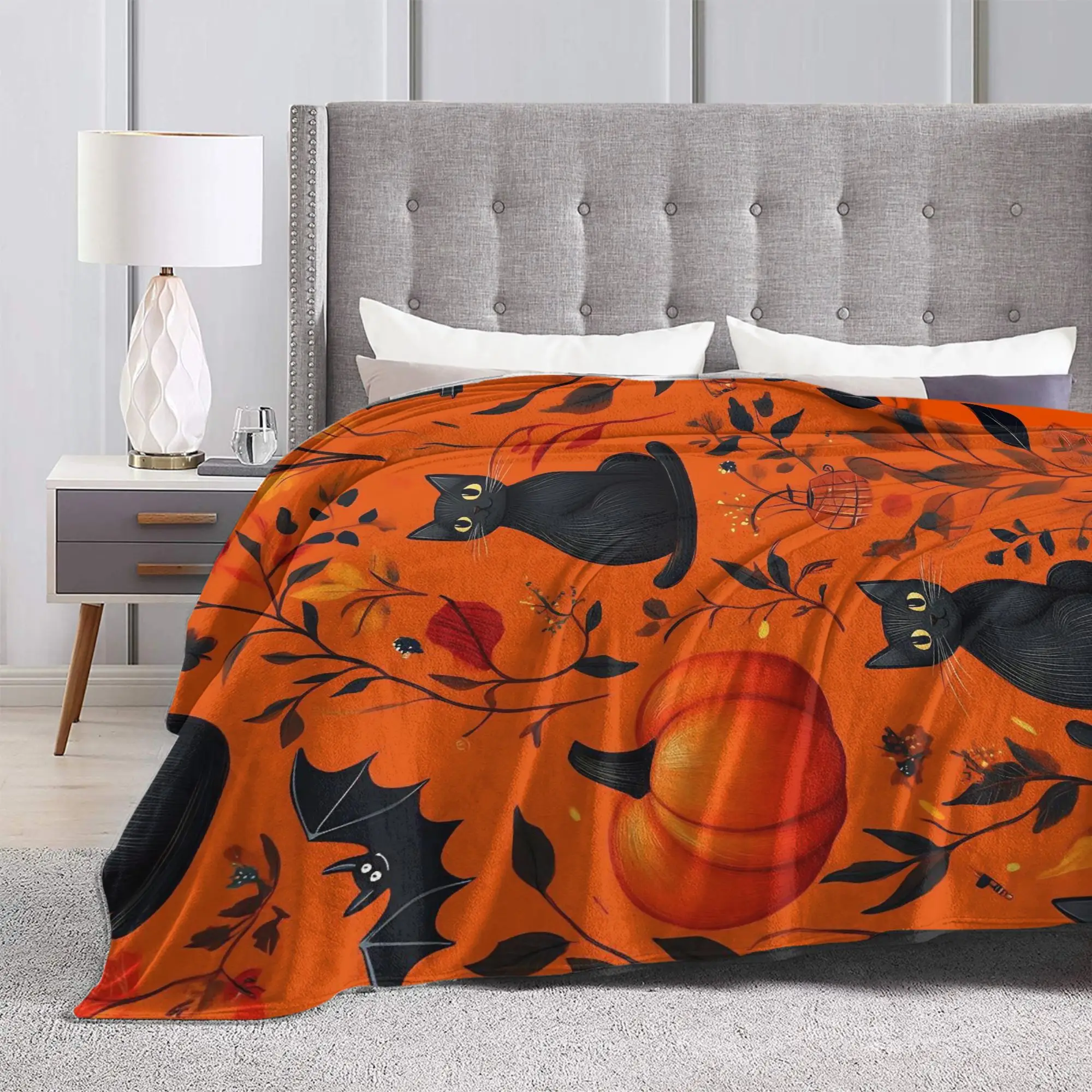 Halloween Velvet Throw Blanket Black Cats Pumpkins Cute Blanket for Sofa Car Super Warm Bedding Throws