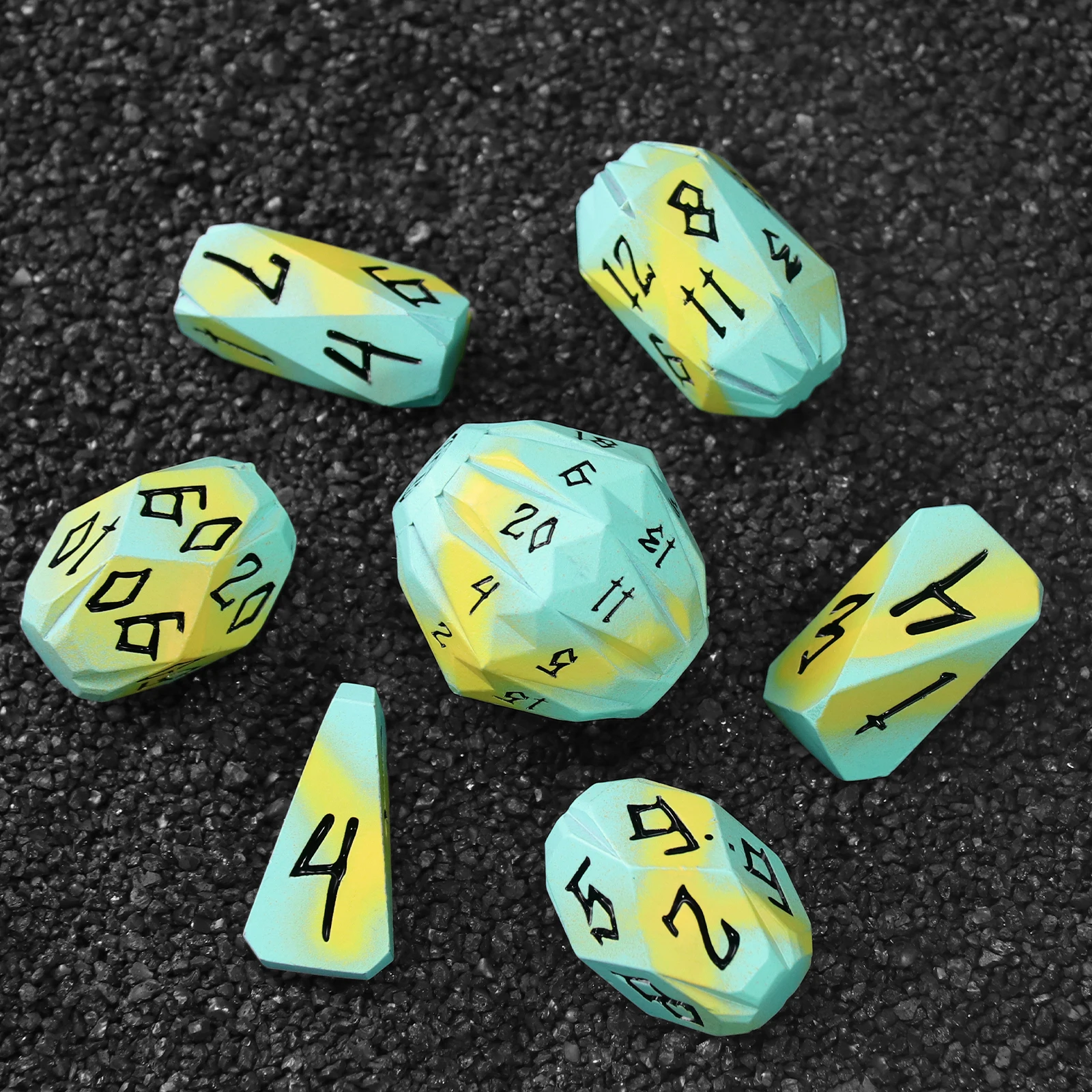 

Металлический набор кубиков DND, набор кубиков DND из 7 ролевых игр, металлические уникальные крутые многогранные кубики D и D для ролевых игр, подарки TTRPG