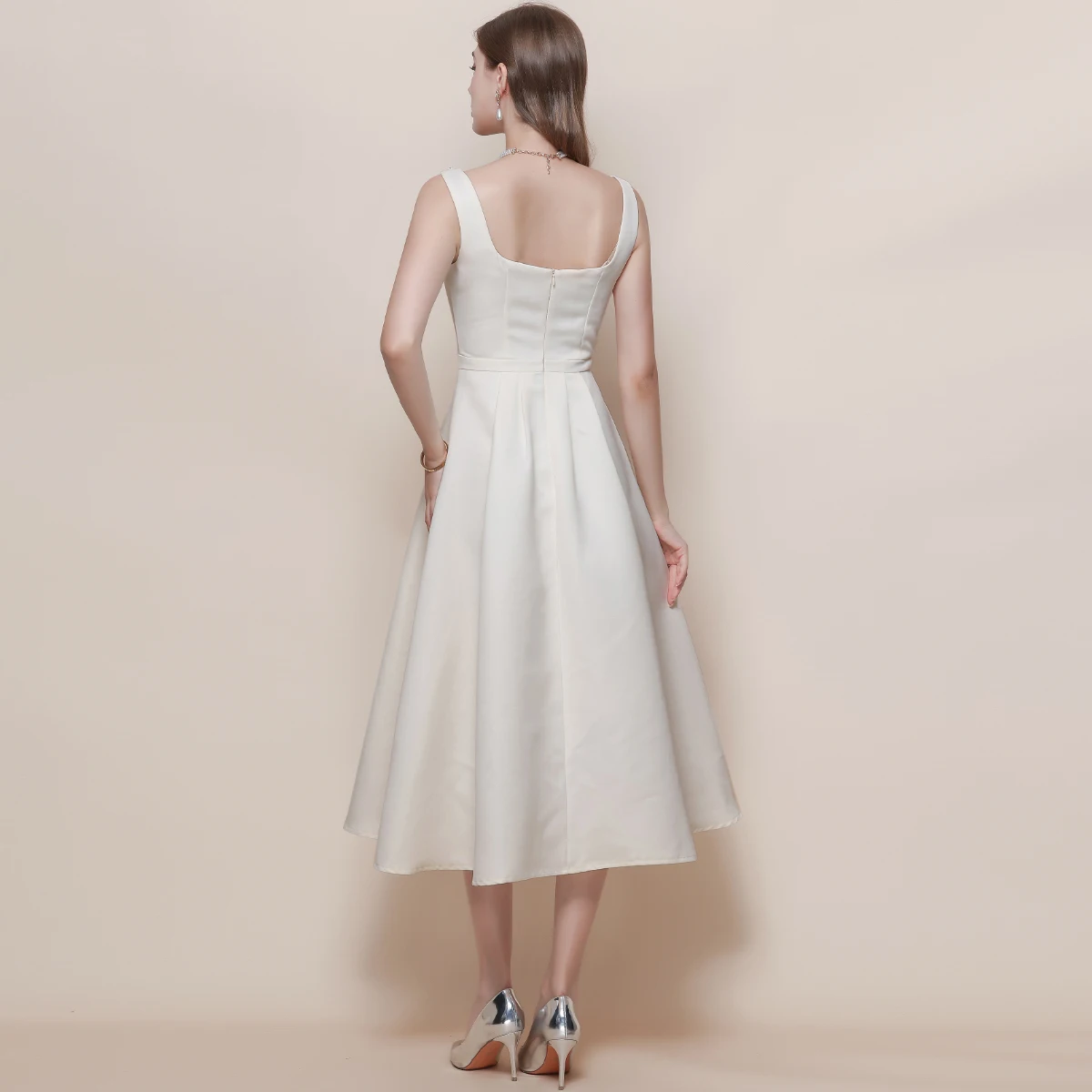 ชุดเดรสสำหรับผู้หญิง ใหม่ สง่างาม แขนกุด คอทรงโอ ชุดเดรสผู้หญิงทรงเข้ารูป ประดับลูกปัด โบว์ ทรงเอไลน์ ชุดเดรสผู้หญิง ชุดเดรสฤดูร้อนสำหรับผู้หญิง Q1929