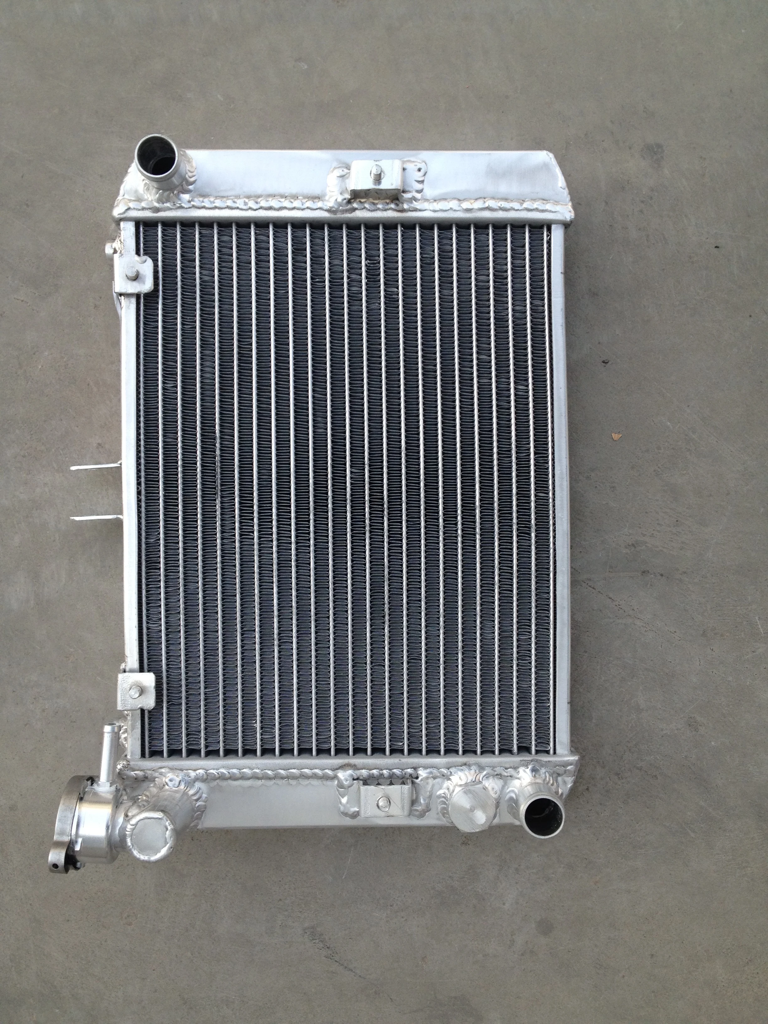 

New Aluminum Radiator For 1983-1986 Honda V65 Magna VF1100C Cooler Cooling Coolant 1983 1984 1985 1986