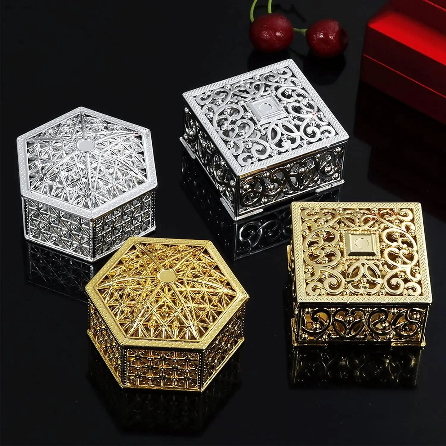 1pcs Creative Wedding Candy Box Plastic Regular Hexagonal Hollow Jewelry Organizer Retro Gift Packaging Wedding Accessory