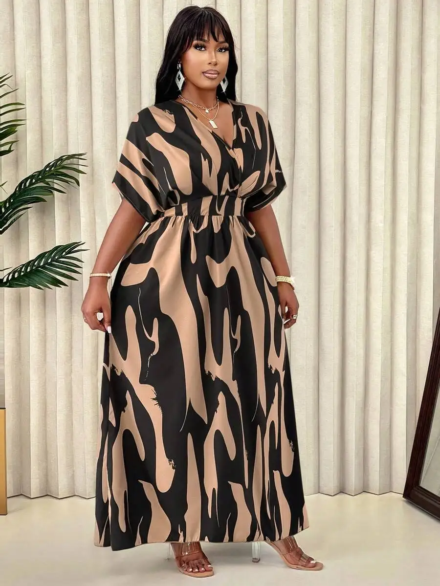 

Elegant Floral Print Maxi Dress With Shirred Waist And V-Neck