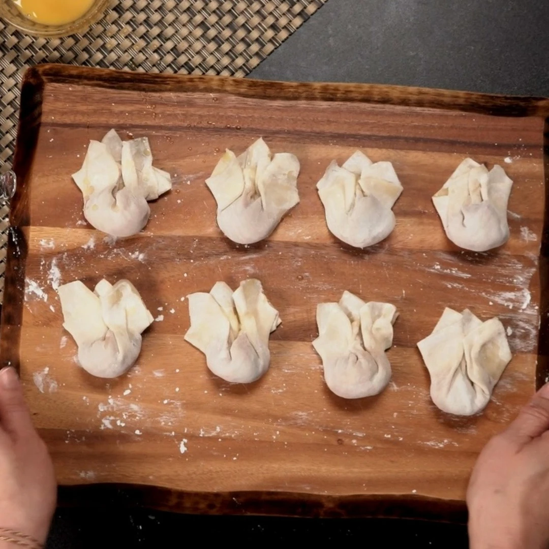 Commercial Semi Automatic Dumpling Siomai Momo Wonton Shaomai Shumai Siopao Siu Mai Making Forming Machine