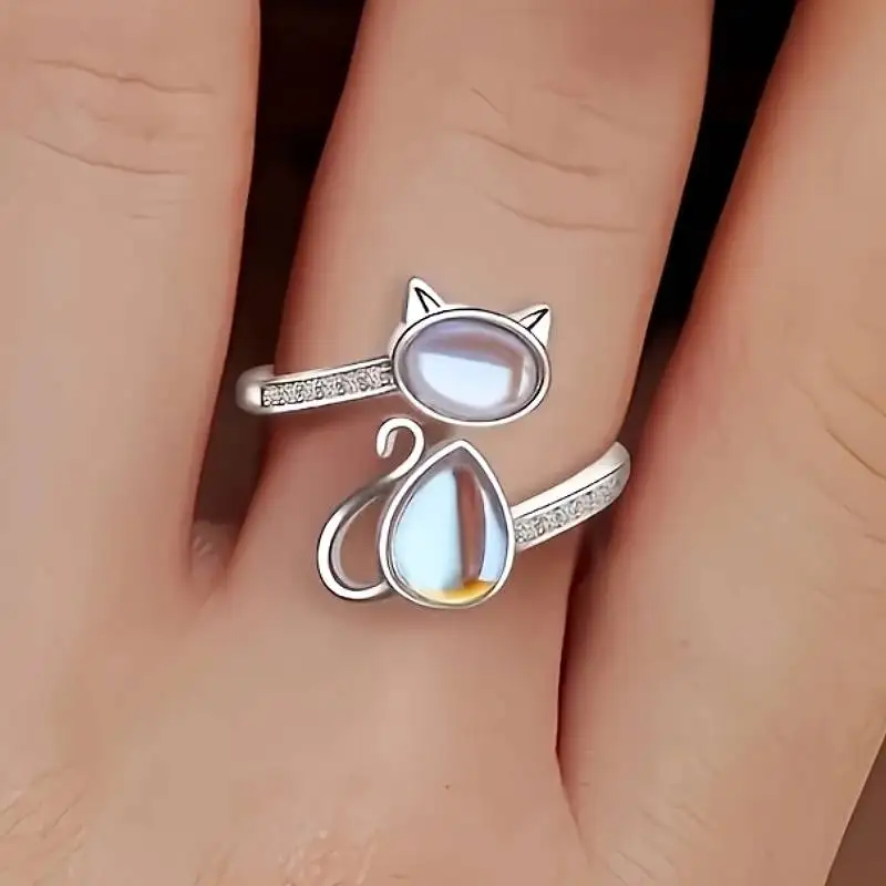 Huitan Niedlicher Ring in Katzenform für Damen, imitiert Opal, zartes, vielseitiges Party- und Alltagszubehör für Damen, trendiger Schmuck, Geschenk
