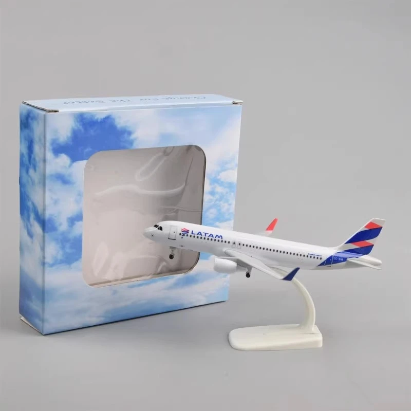 

Plane Model A320 Metal Replica Latam Airlines of Chile Aircraft Model 20cm With Landing Gear Alloy Material Aviation Simulation