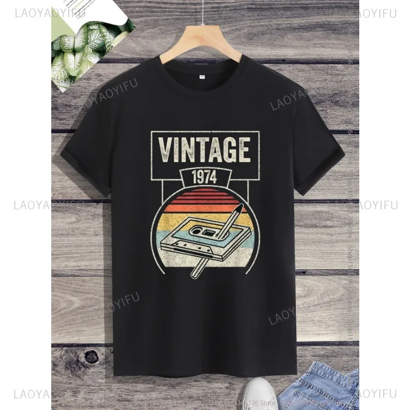 Camiseta vintage clássica para homens e mulheres, anos 70, tops unissex, camiseta confortável, streetwear casual, nascida em 1974, verão