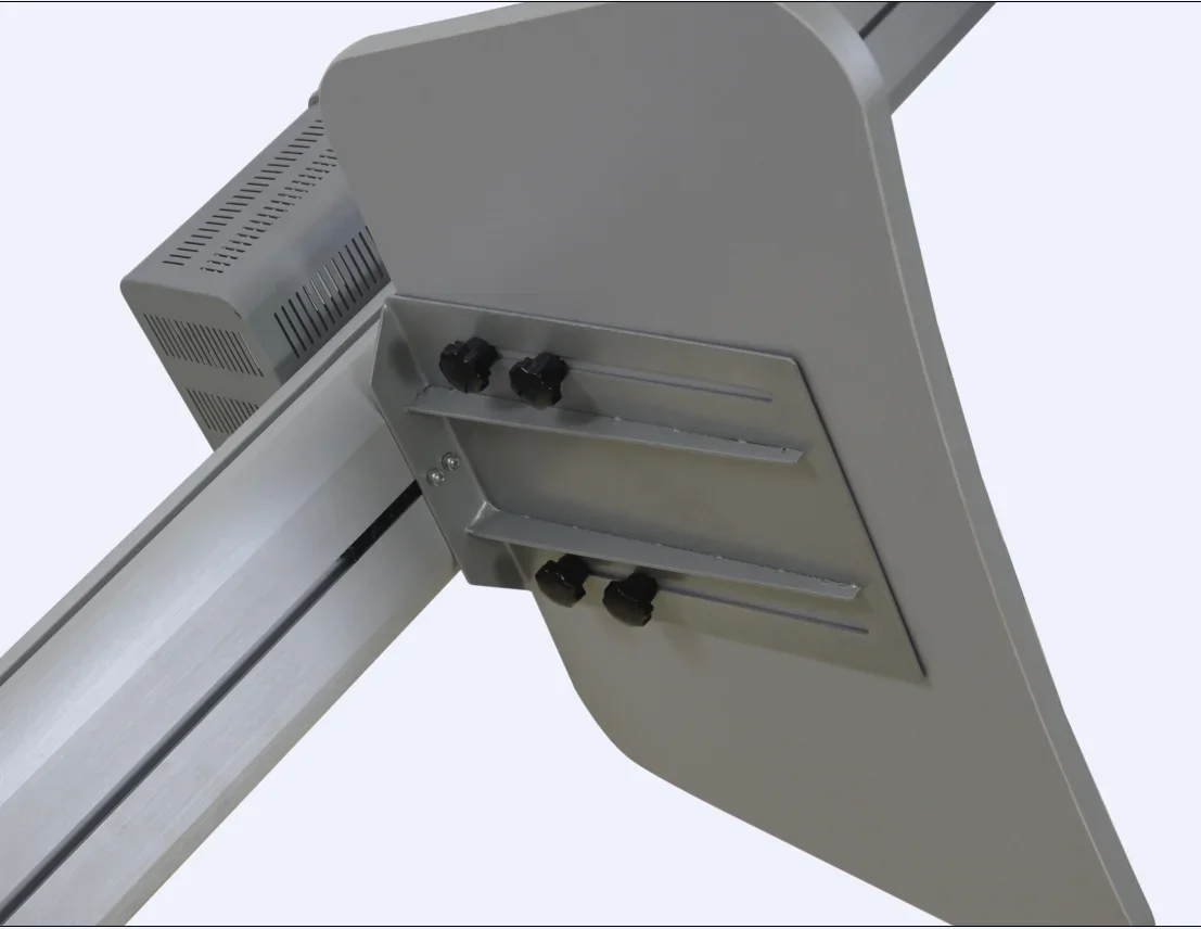 Bureau d'ordinateur mobile assis et debout