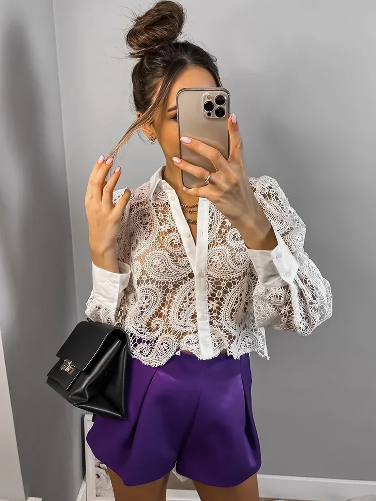 Paisley Embrioderied Hollow Out Sexy White Lace Crop Top Turn Down Collar Short Shirt Long Sleeve Spring Summer Women Blouse