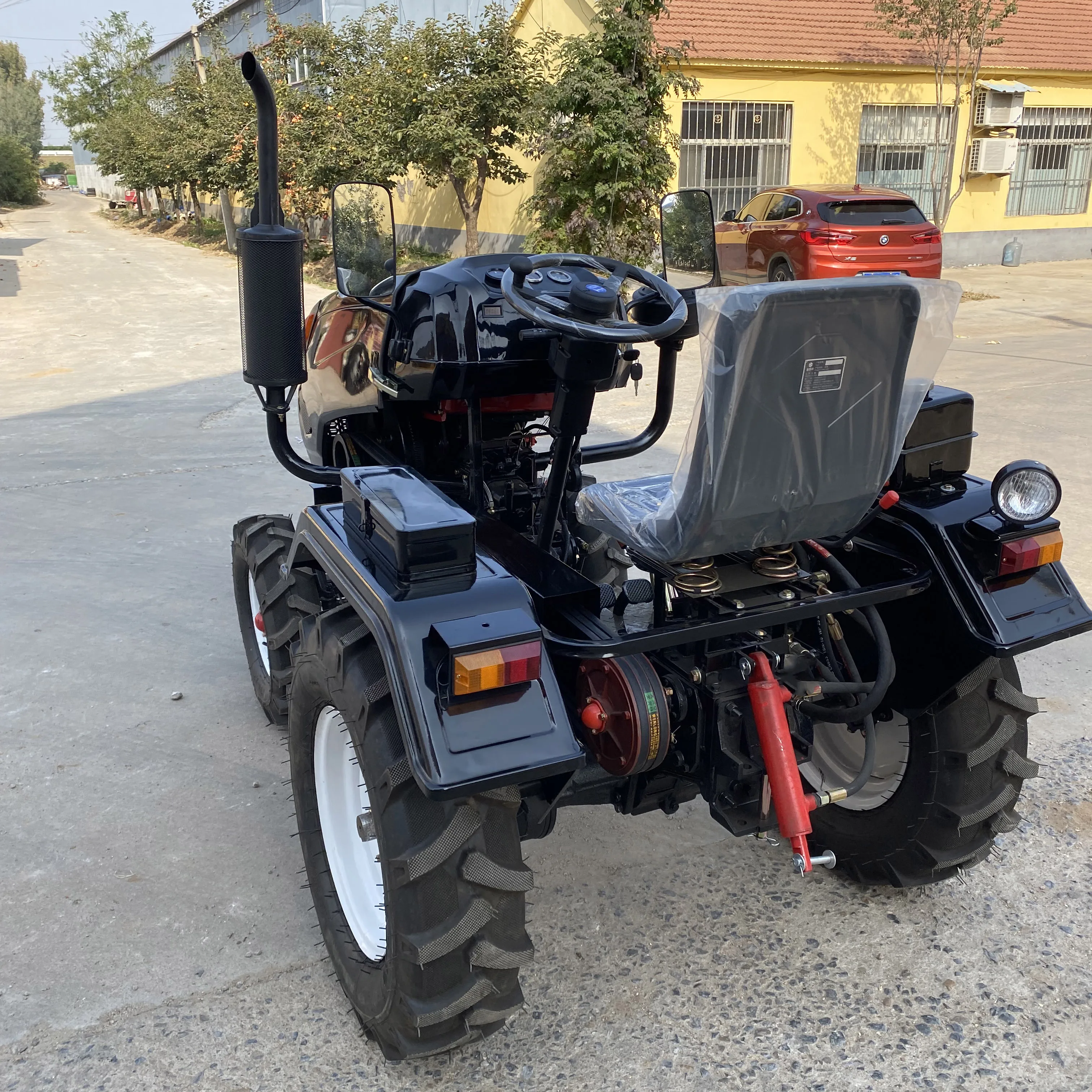 Micro 2WD 4WD Walking Tractor for Agriculture Small Tractors Trucks With Mower