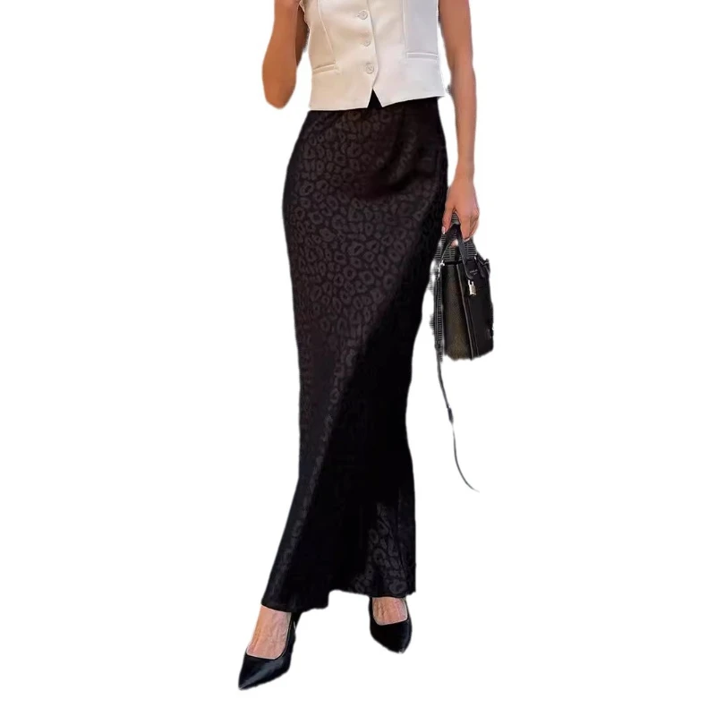 

2024 New Trendy Hip Hugging Jacquard Leopard Print Long Skirt