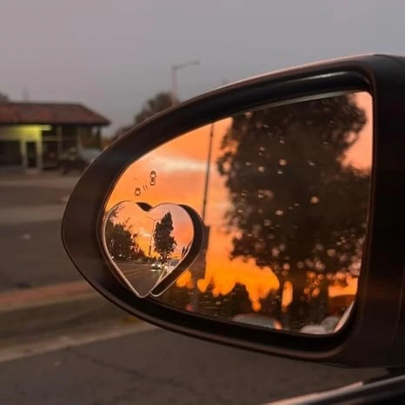 Espelho retrovisor do carro em forma de coração espelho redondo invertendo de alta definição amor grande campo de visão espelho retrovisor auxiliar
