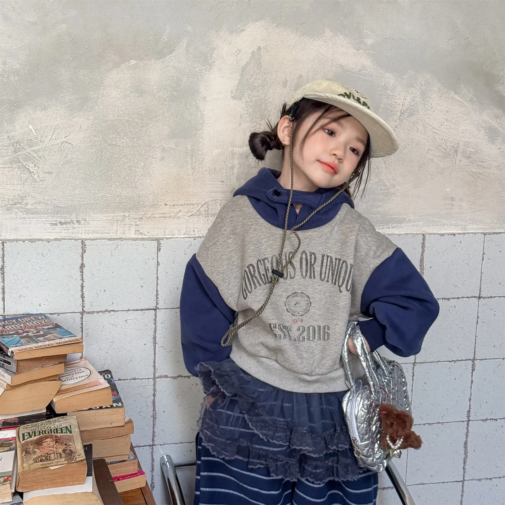 

2025 Winter New Children Fleece Hooded Sweatshirt Letter Print Boys Girls Plus Velvet Thick Warm Tops Kids Splicing Clothes