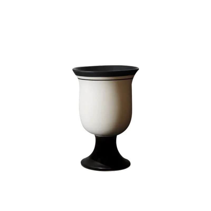 

Vase art ornament model room hotel restaurant combination with creative flower jewelry