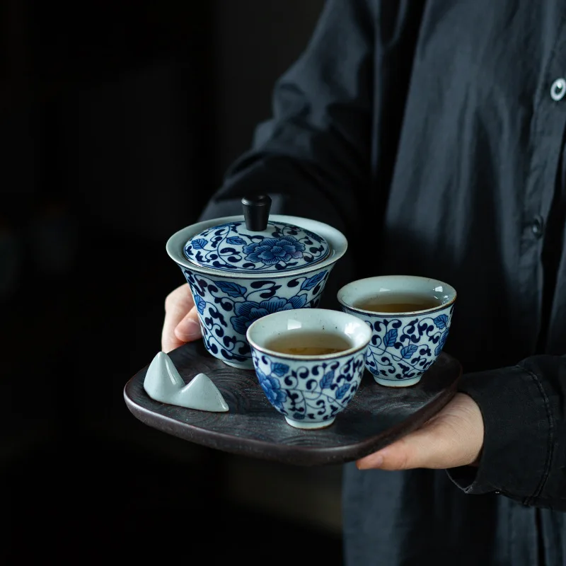 

Blue and White Tea Set Gaiwan 2 Tea Cup Office Simple Dry Pour Porcelain Kung Fu Tea Set Mini Set