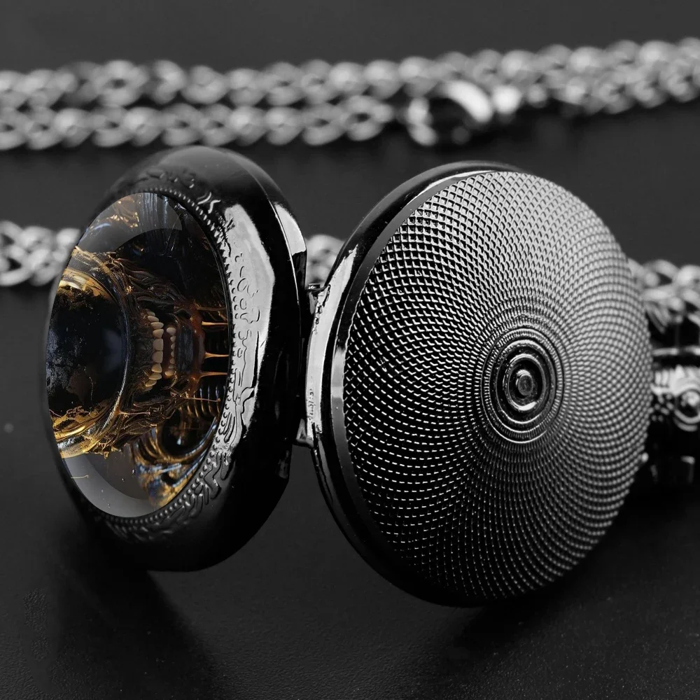 Xenomorfo alienígena ‌   Reloj de bolsillo de cuarzo con cúpula de cristal de diseño con cadena, collar Vintage para hombres y mujeres, reloj colgante, los mejores regalos para niños
