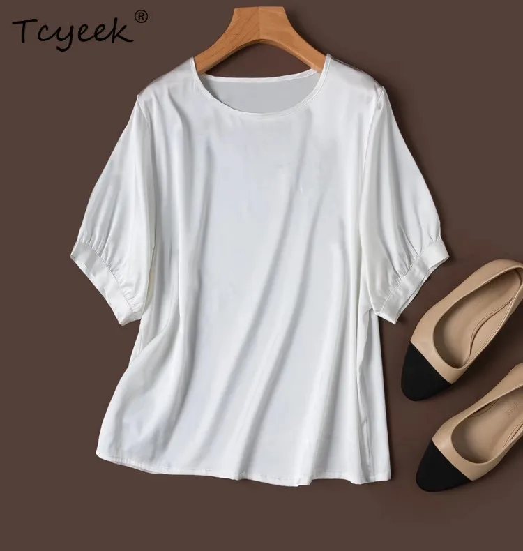 

Tcyeek Summer 92% Mulberry Silk 8% Spandex Tshirts,Women Plain Satin O-Neck Short Sleeved Straight Tshirt,New 2025 T55820JF