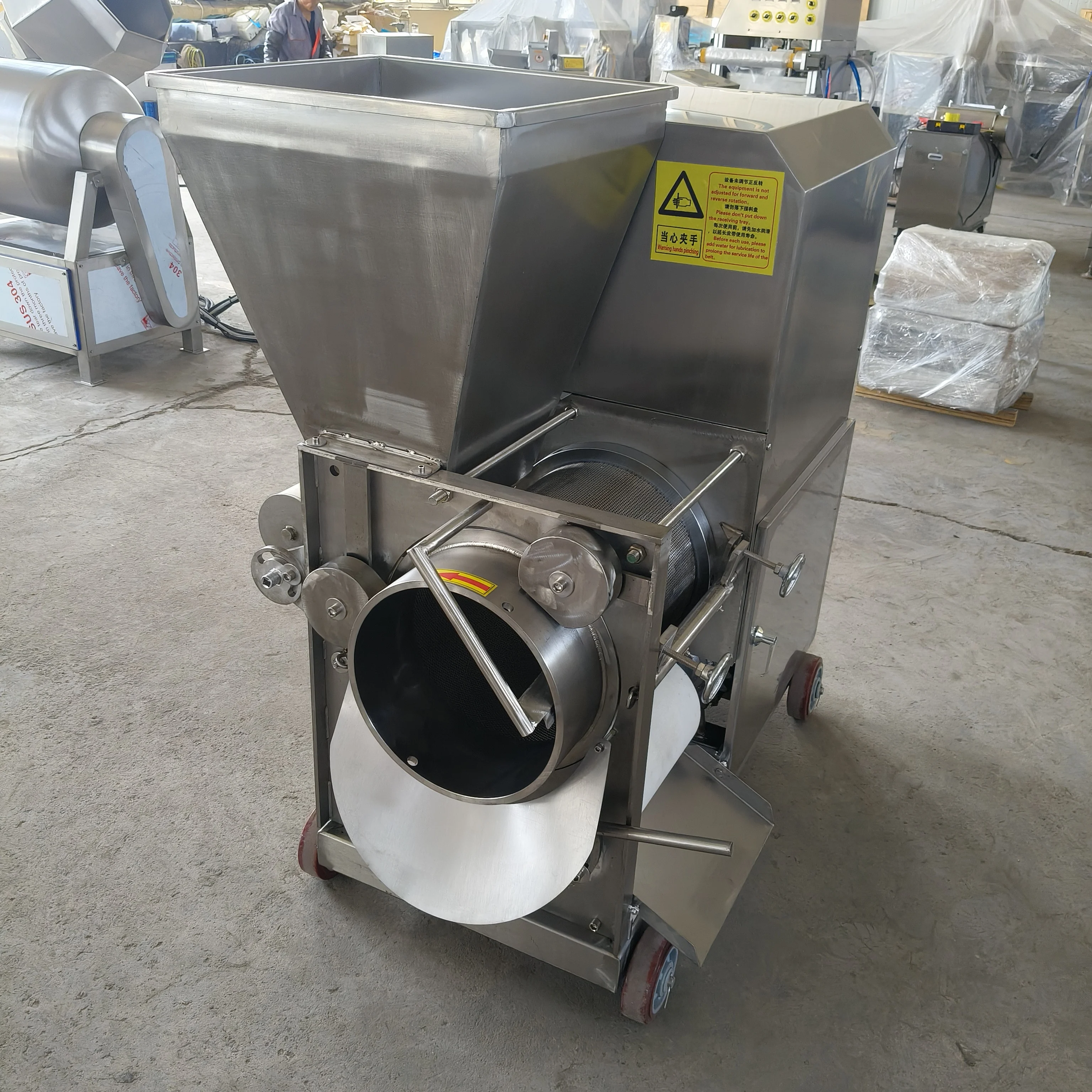 High Automatic Fish Bone Separating Machine Shrimp Shell Meat Separator For Fish Crab Meat Removal Shrimp Processing Machine