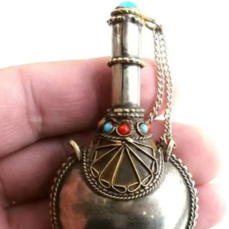 Picture 6: Tibet Silver Inlay Coral Chinese Handwork Old Carving Snuff Bottle