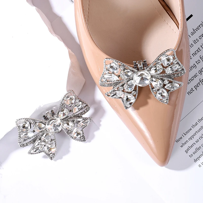 1PCS Crystal Bow Tie Shoe Buckle Clips Diamond Butterfly Crystal Women's Shoe Accessories Shoes Rhinestone Charm Decoration