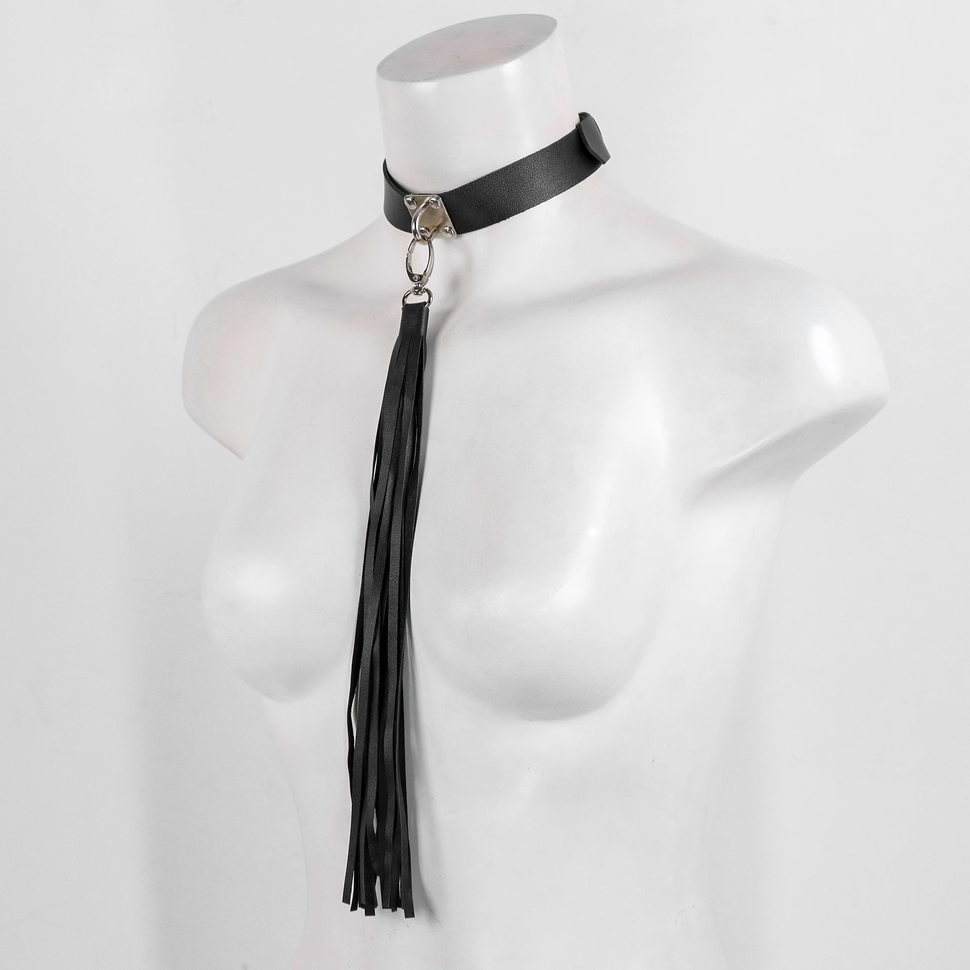 Women's Gothic PU Leather Choker Necklace - Adjustable, Minimalist Gothic collar for Halloween, Parties, Everyday