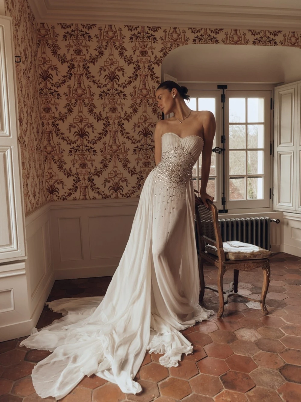 Sweetheart Pleated Chiffon Wedding Dress For Bride Attractive Delicate Rhinestones A Line Photo Shoot Bridal Gown Customized