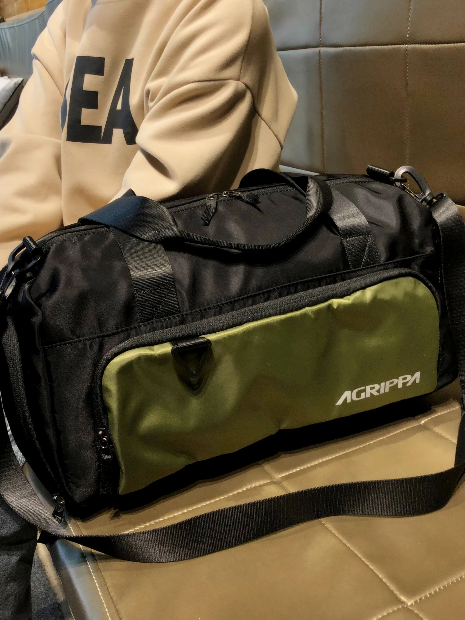 gurdier-hong-kong-brand-fitn-bag-2026-new-large-capaci-storage-handheld-bag-ort-trip-outside-travel-lage-bag