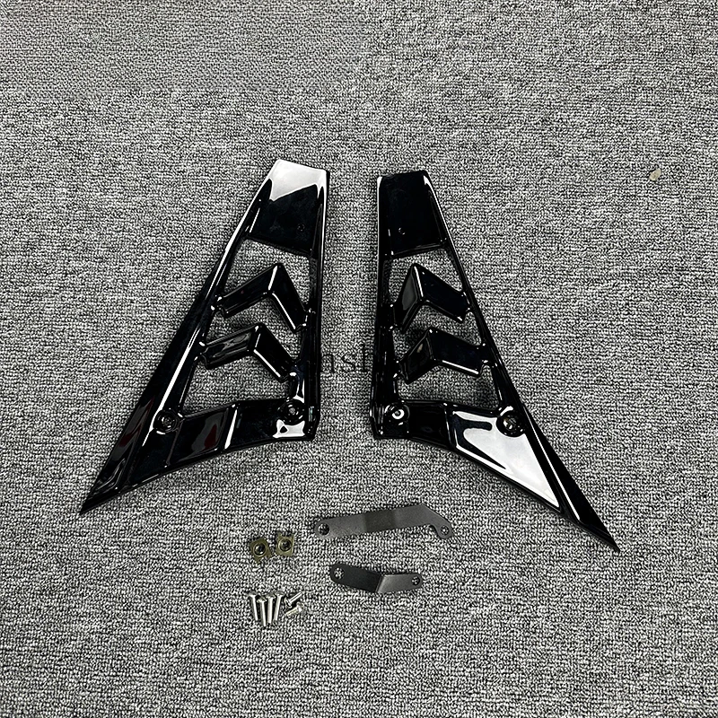 Applicable to Qianjiang 800 race 600RS modification shark fin side plate, exhaust shark gills