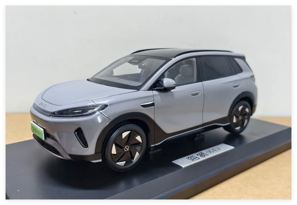 

Масштабная модель автомобиля BYD Seal 05 EV (электромобиль) 1:18, литая под давлением, из сплава, высокодетализированная, для коллекции и декора рабочего стола
