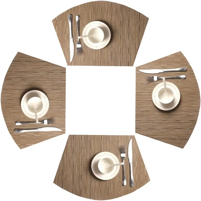 1/4/6pcs Wedge Shape Khaki Placemats for Round Dinner Table Woven Vinyl Plastic Table Mats Kitchen Accessories Christmas Gift