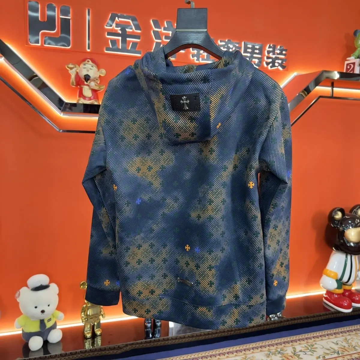 2025Autumn and winter new men's hooded sweater fashion design trend sense light luxury pullover long sleeve niche top