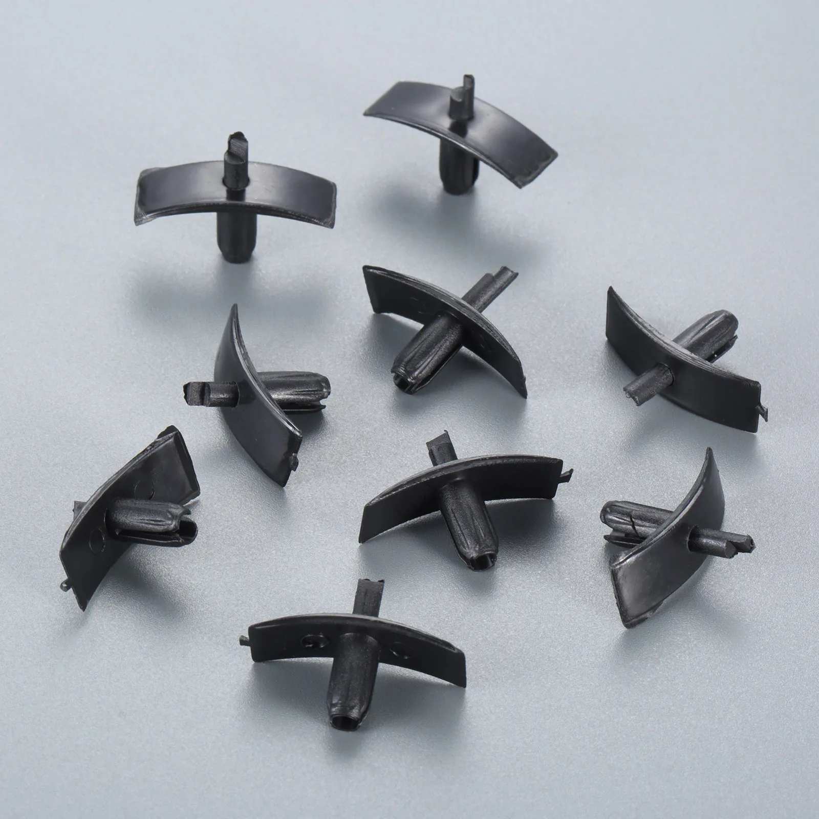 

30Pcs Automotive Plastic Fastener Rivet Clip,Fastener Rubber Sealing Strip Clip,For Volvo 960 940 850 S80 S90 V90,Car Accessory