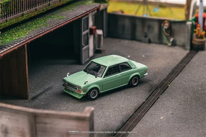 

Модель автомобиля Tarmac Works 1:64 Datsun 510, светло-зеленая литая под давлением