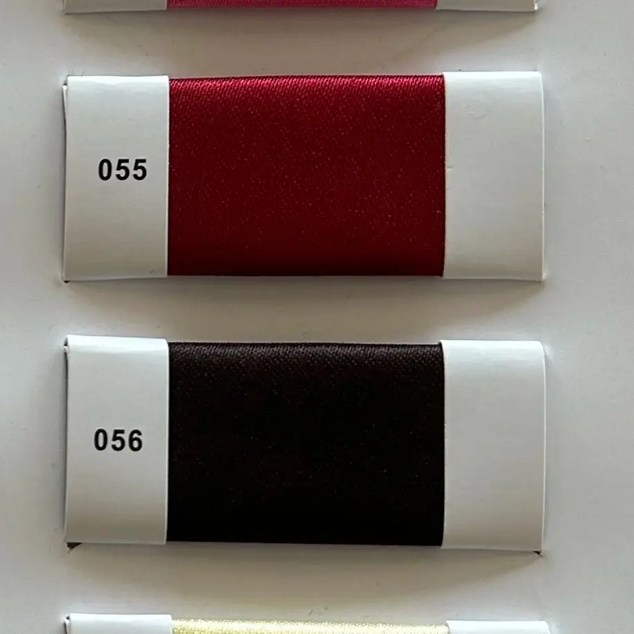 2025年 フロア丈 サテン フォーマルドレス ローブ スパゲッティストラップ セクシー ハイ スリット Aライン プロムドレス ホワイトとダークネイビー イブニングドレス