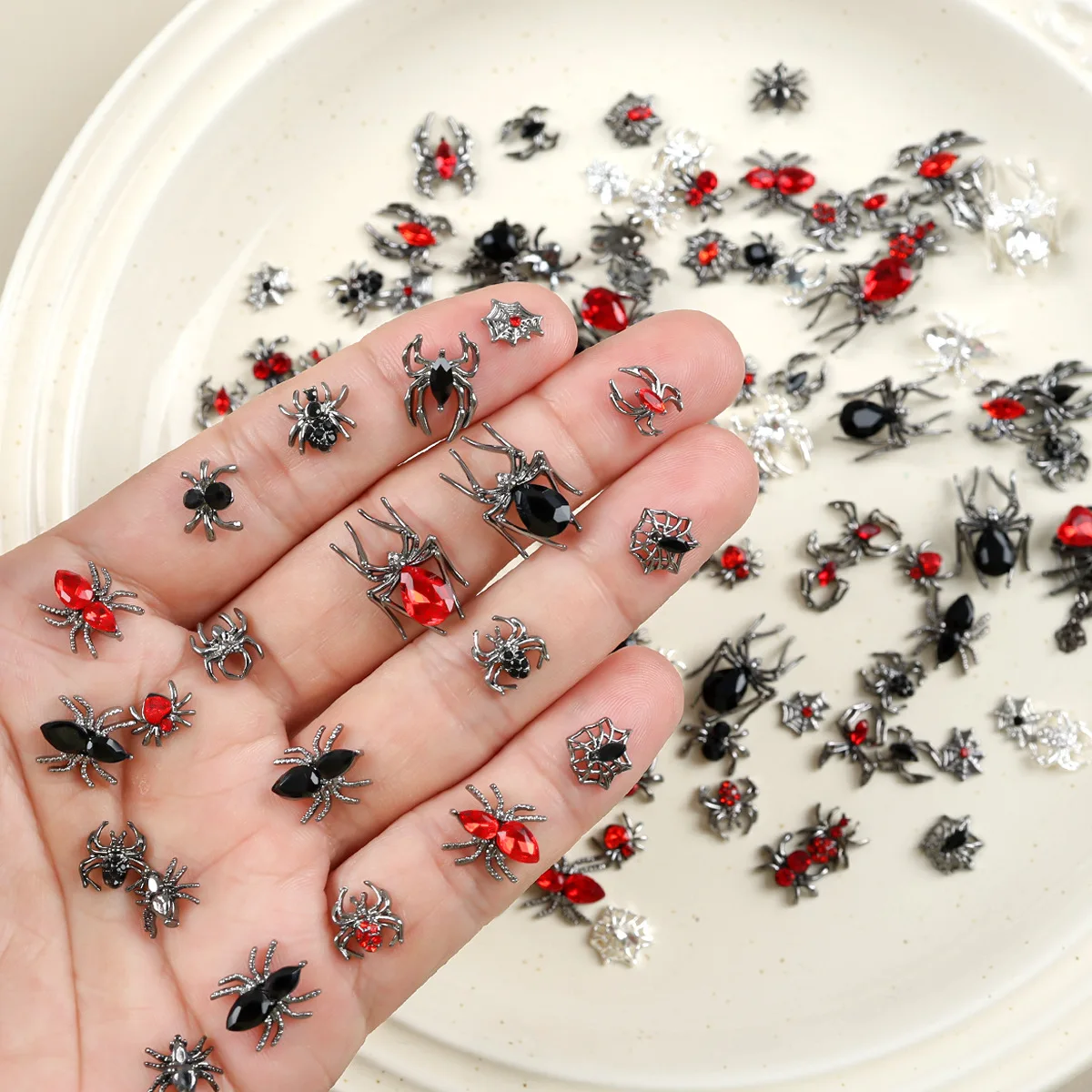 ‌10PCS Halloween Spider Heart Nail Charms Vintage Punk Rhinestone Decorations with Chains for Gothic Manicure Dazzling Dark
