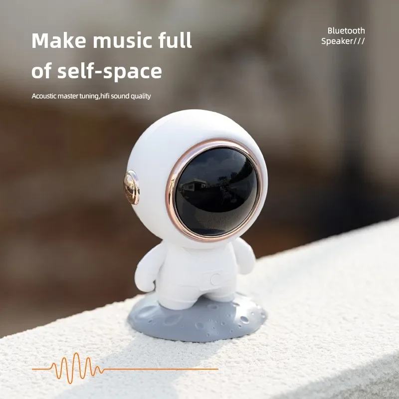 Astronaut Creative Wireless Bluetooth Speaker, Desktop Colorful Lights, Subwoofer, Portable, Small Audio Gift